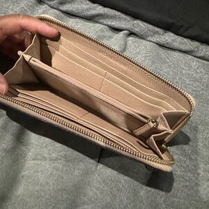 Michael Kors Zip Closure Wallet